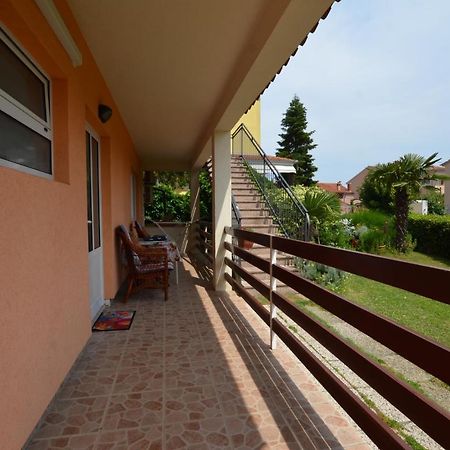 Cozy Apartment Ernesto*Good Location*روفينج المظهر الخارجي الصورة