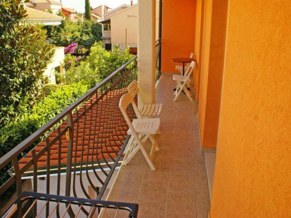 Cozy Apartment Ernesto*Good Location*روفينج المظهر الخارجي الصورة